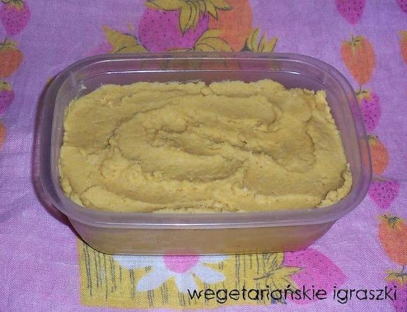 Humus z ciecierzycy - prosty i pyszni sposób na pastę