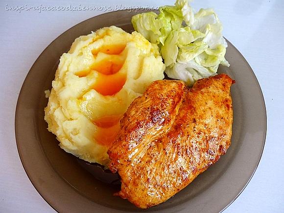 Kotlet z piersi kurczaka sauté