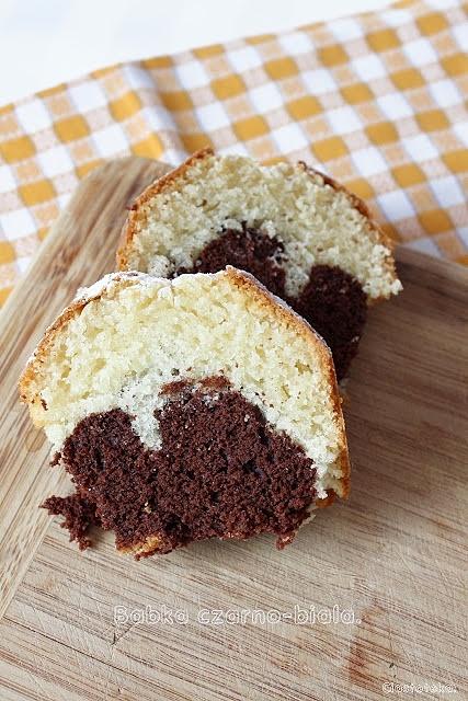 Babka czarno-biała