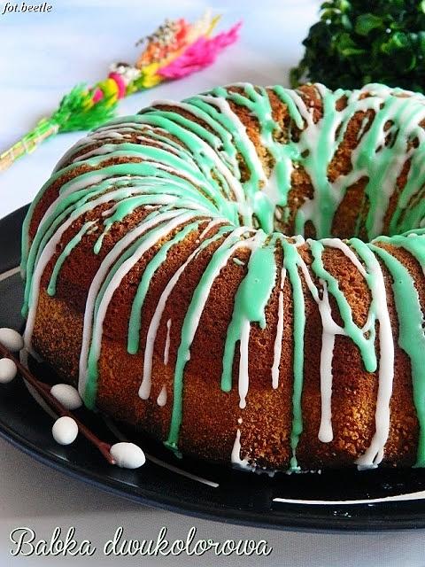 Babka dwukolorowa z kakao i wanilią
