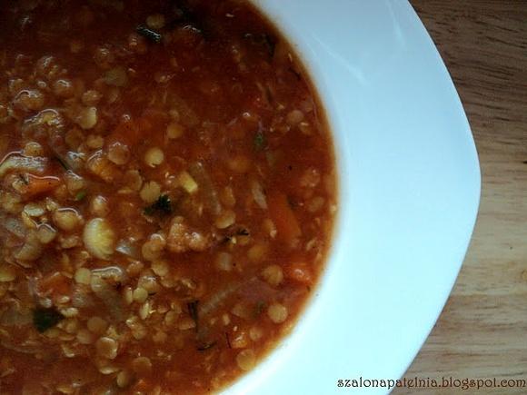 Zupa curry z soczewicą