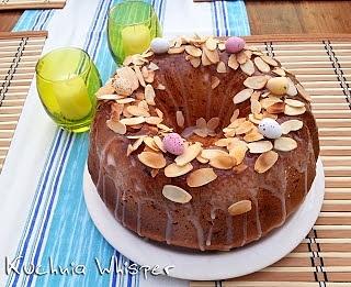 Drożdżowa babka na jogurcie