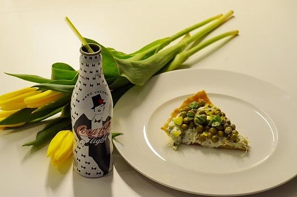 Tarta z groszkiem i kozim serem