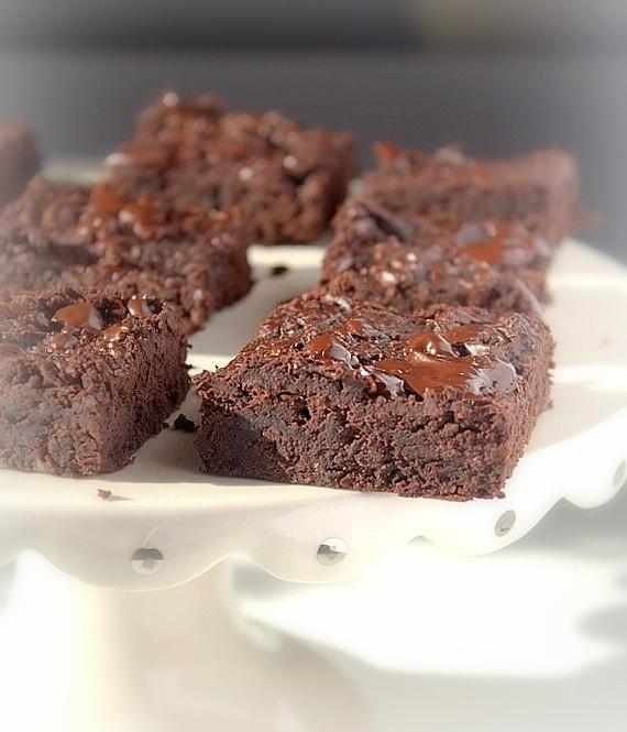 Pyszne bezglutenowe brownie z czarnej fasoli