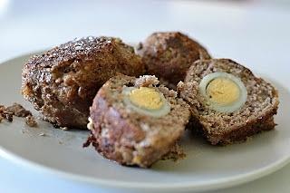 Kotlety mielone z jajkiem
