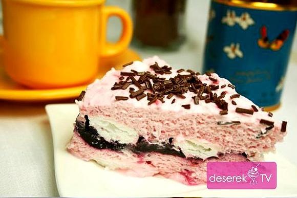 Malinowy torcik bezowy