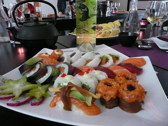 Jak dobrać wino do sushi
