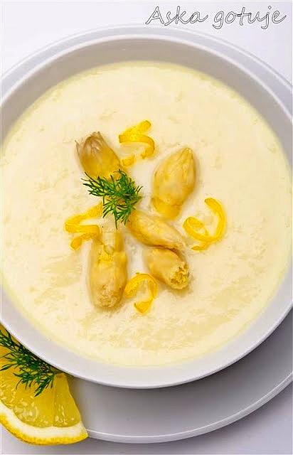 Zupa krem z białych szparagów