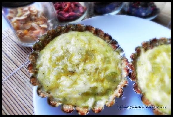 Mini tarta cebulowo-serowa dieta