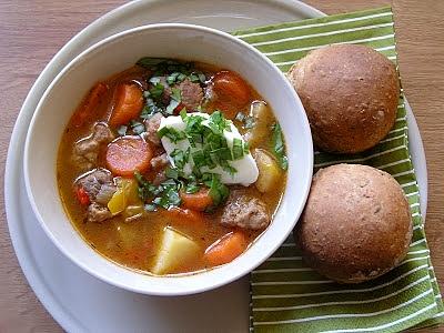 Zupa gulaszowa