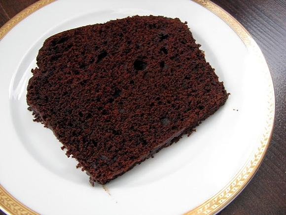 Murzynek - ciasto czekoladowe z kakao i polewą czekoladową