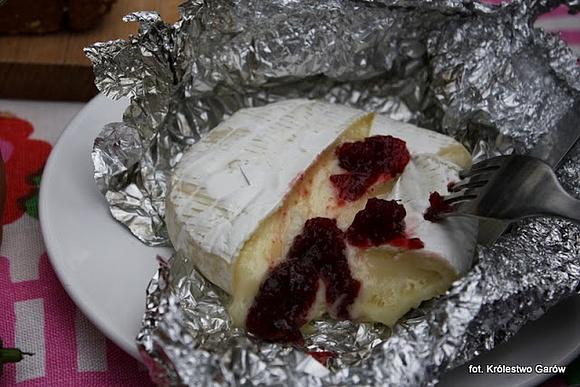 Ser Camembert z grilla