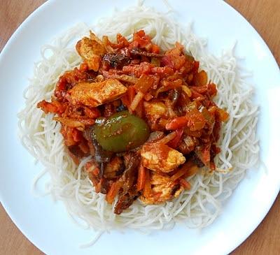 Ekspresowa chińszczyzna z makaronem noodle