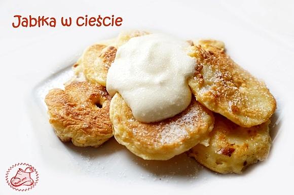Jabłka w cieście z placuszkami - szybko i smacznie