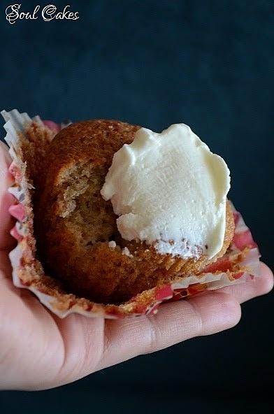 Zdrowe muffiny z jabłkami i mąką pełnoziarnistą