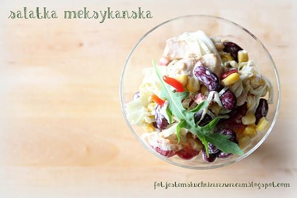 Meksyk wita - Sałatka meksykańska z papryką i fasolą