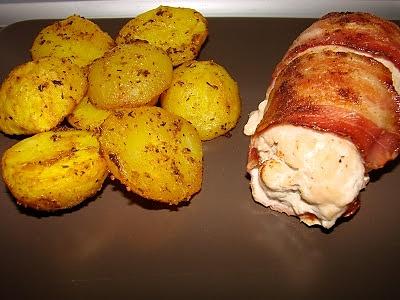 Roladki z kurczaka z pieczonymi ziemniakami