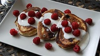 Pancakes z ricottą i borówkami na śniadanie