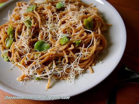 Spaghetti z bobem o cytrynowym aromacie - zdrowa wiosenna wersja