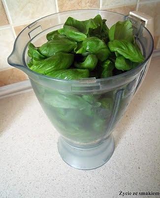Pesto bazyliowe