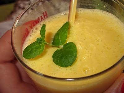 Mango lassi