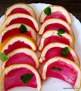 Galaretka w skórce grapefruita