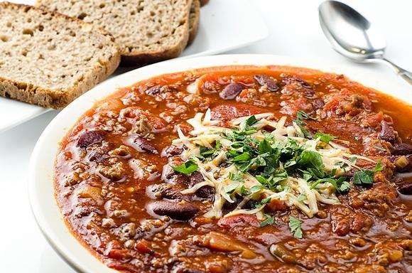 Zupa chili pikantna