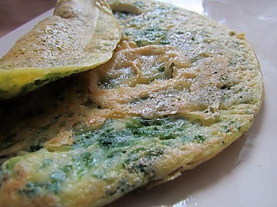 Omlet z kozim serem i natką pietruszki