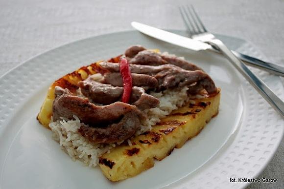Uda indyka z imbirem i ananasem