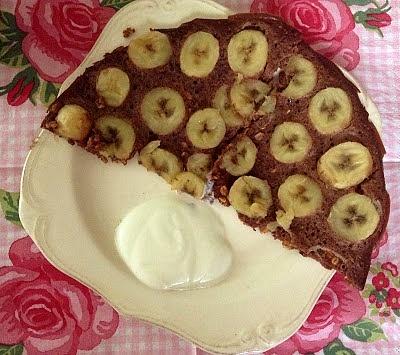 Kakaowy omlet owsiany z bananem