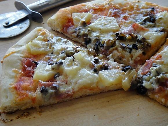 Hawaiian pizza przepis na pyszną pizzę hawajską