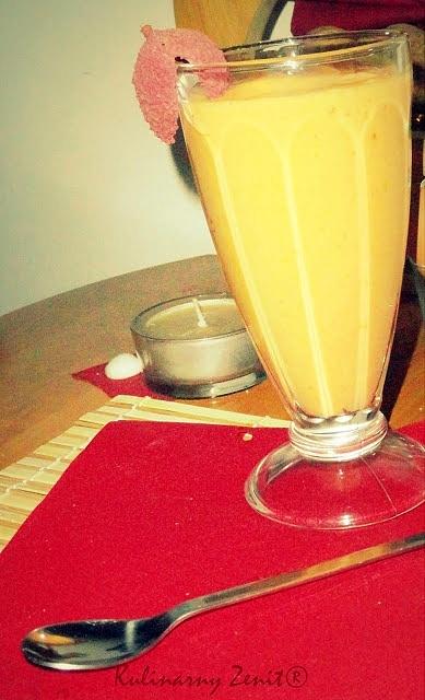 Koktajl z mango, liczi i marchewki