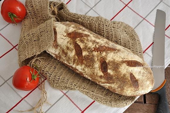 Chleb orkiszowo-pszenny na zakwasie