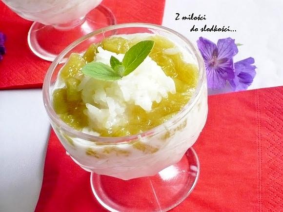 Słodkie risotto z rabarbarem