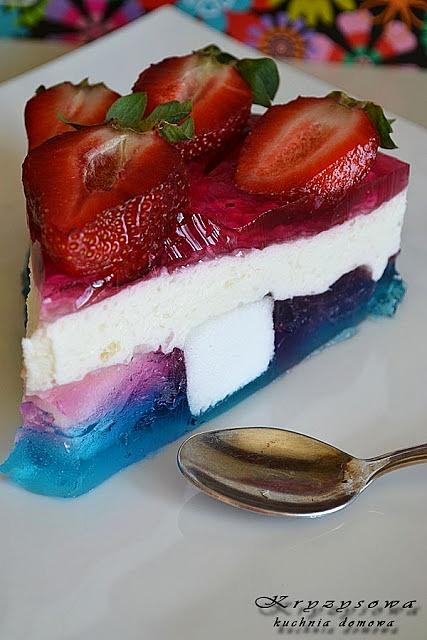 Sernik na zimno z piankami marshmallow
