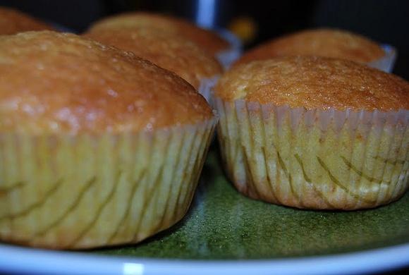 Muffiny kokosowo-limonkowe