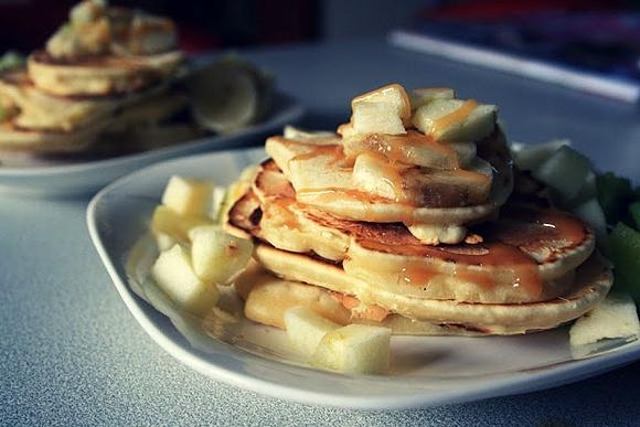 Puszyste amerykańskie pancakes - przepis na idealne naleśniki