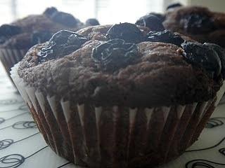 Czekoladowe muffiny z rodzynkami