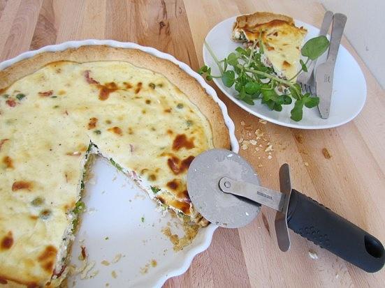 Tarta z zielonym groszkiem pancettą i ricottą