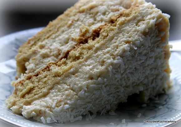 Tort Raffaello na orkiszowym biszkoptcie