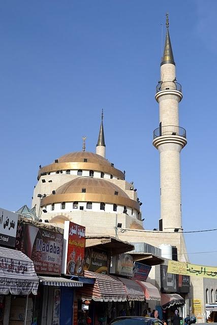 Madaba miasto mozaik kościołów i meczetów Jordania