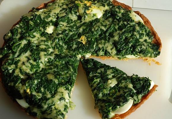 Tarta ze szpinakiem i jajkiem