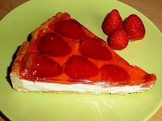 Tarta truskawkowa z serkiem naturalnym