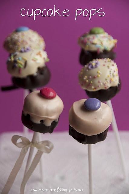 Cupcake pops