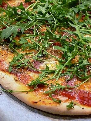 Pizza z rukolą