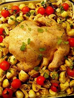 Kurczak pieczony z ziemniakami i pomidorkami