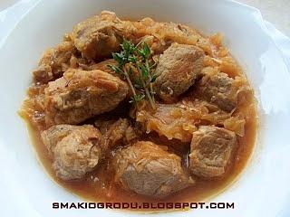 Gulasz szegedyński z kiszoną kapustą