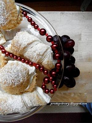 Ciasto francuskie z bitą śmietaną