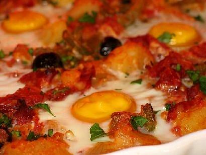 Pieczone ziemniaki po hiszpańsku