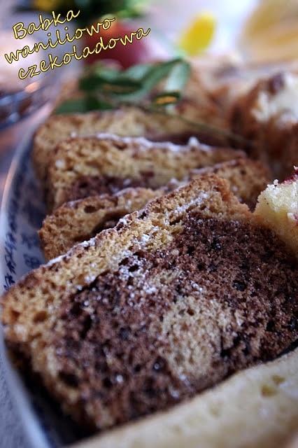Babka waniliowo-czekoladowa